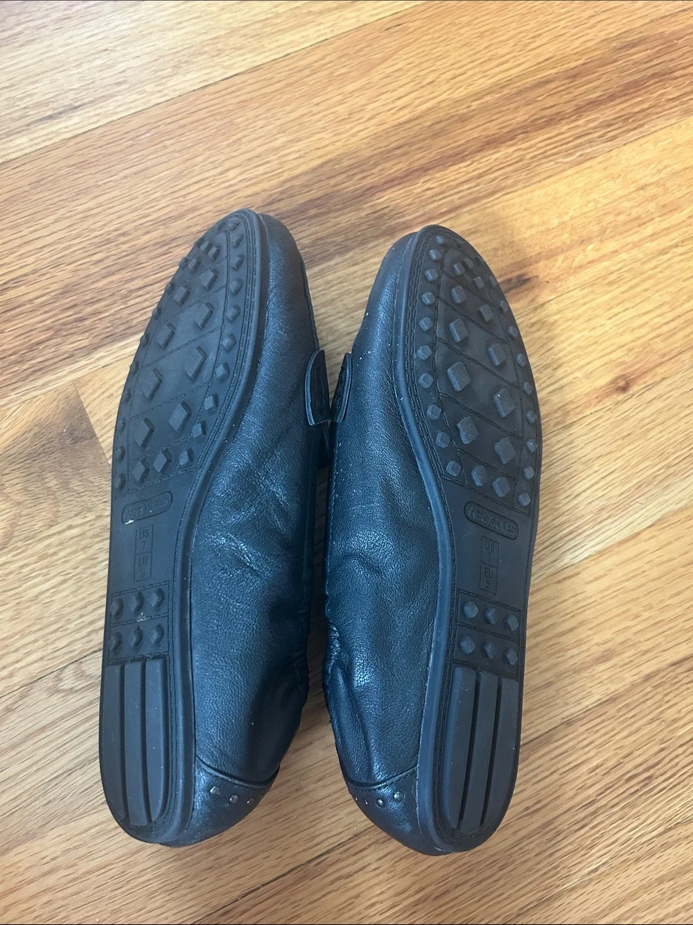 AEROSOLES Black Stud-Accent Women's Loafers